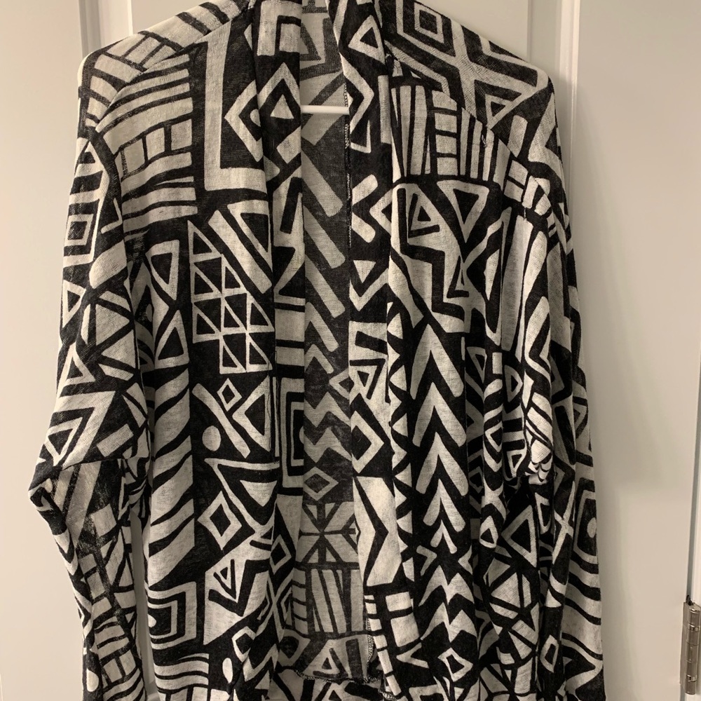 Forever 21 Black and White Cardigan